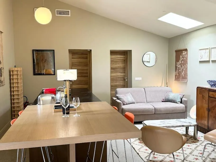 Apartment Proche L'Isle/Sorgue, Loft Avec Spa Et Piscine Le Thor
